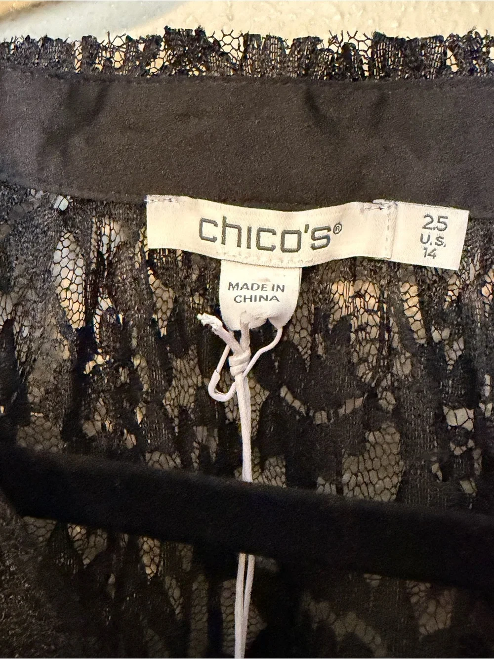 Chico's black lace bell‎ sleeve blouse with cami Size 14 NWT